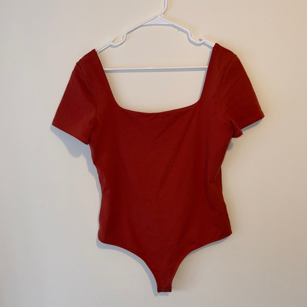 Express Scarlet Body Contour Top